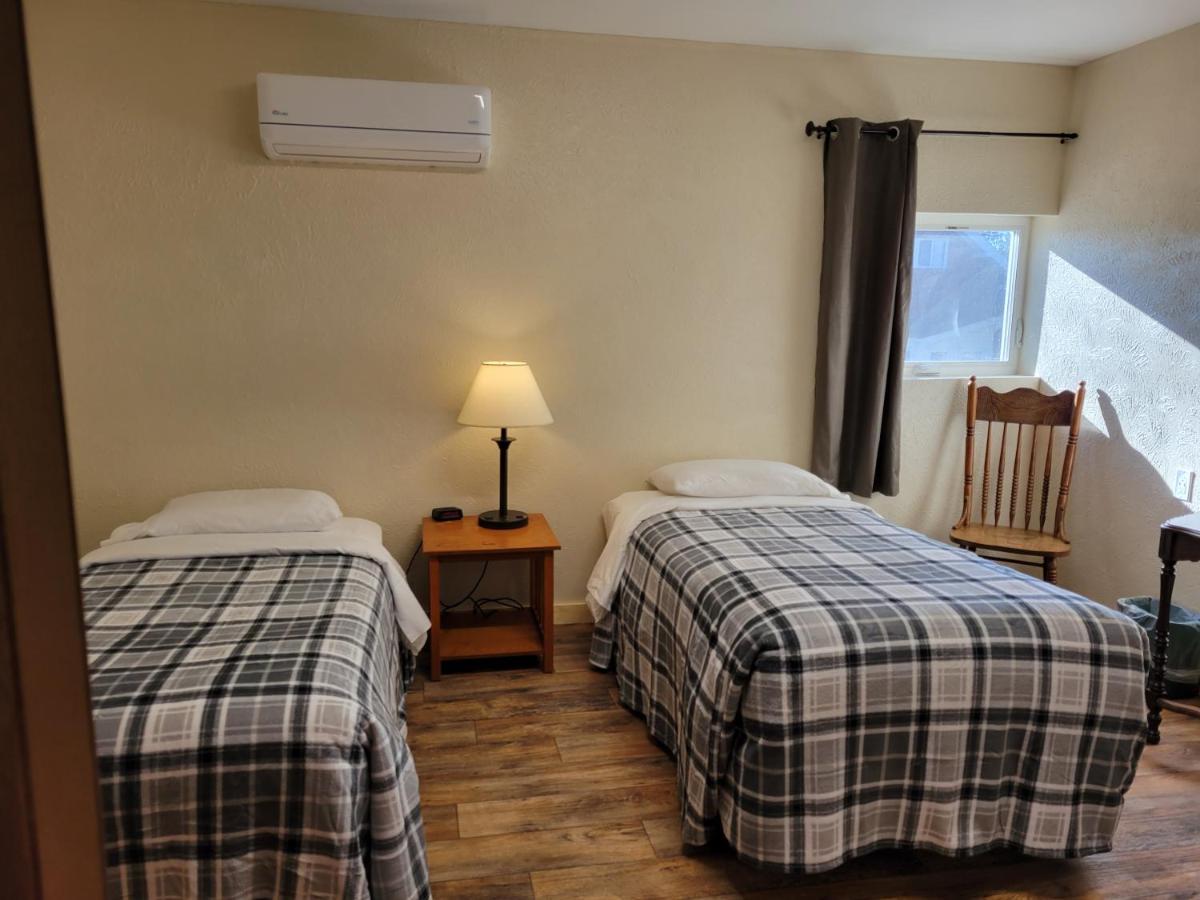 Little River Inn Motel Leon Zewnętrze zdjęcie